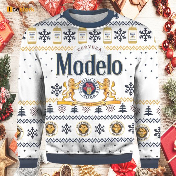 Modelo Beer Ugly Christmas Sweater