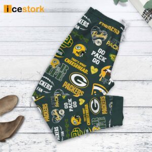 I Run On Coffee And My Packers Pajamas Set