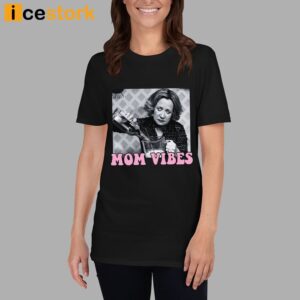 Kitty Foreman Mom Vibes Shirt